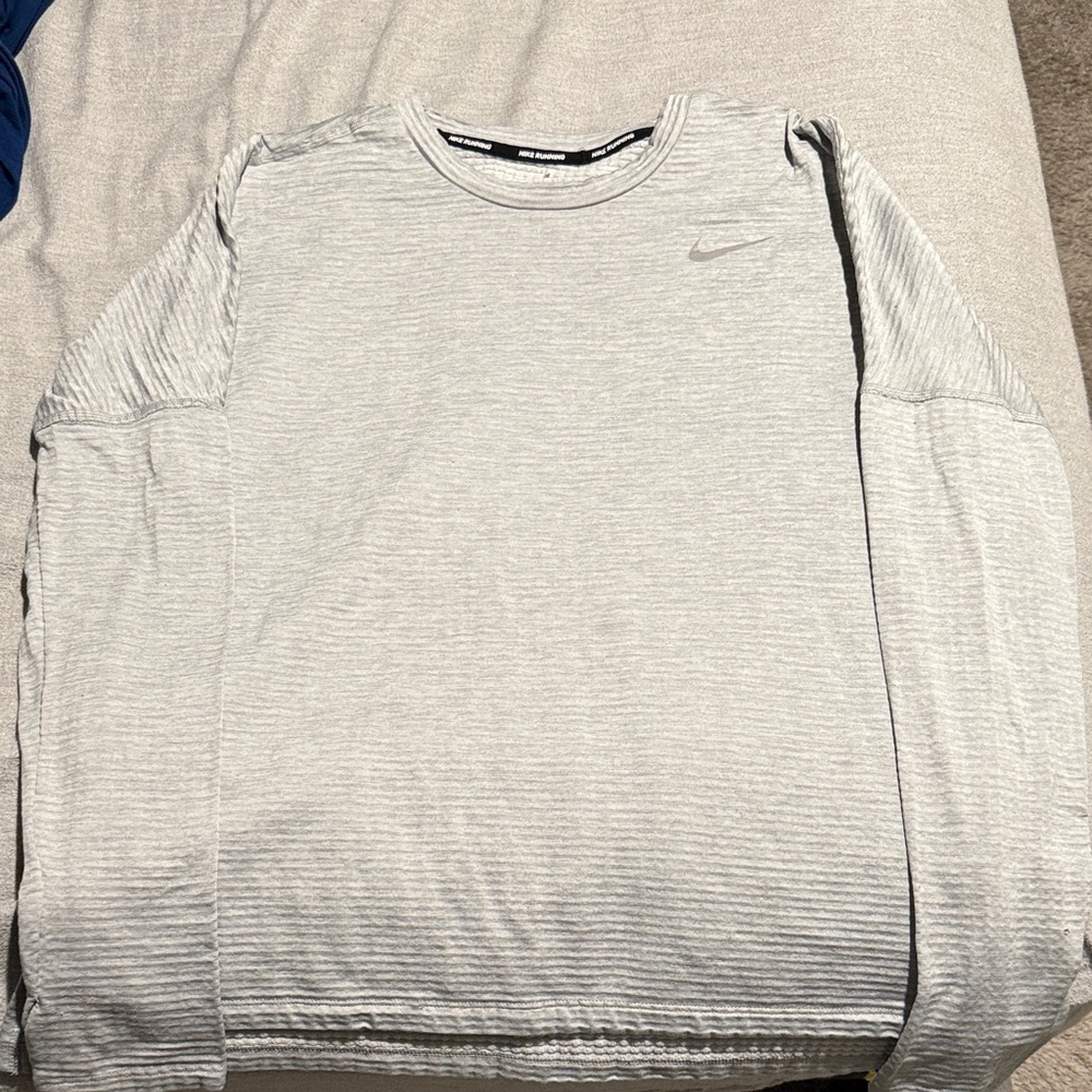 Nike thermal Long Sleeve Top